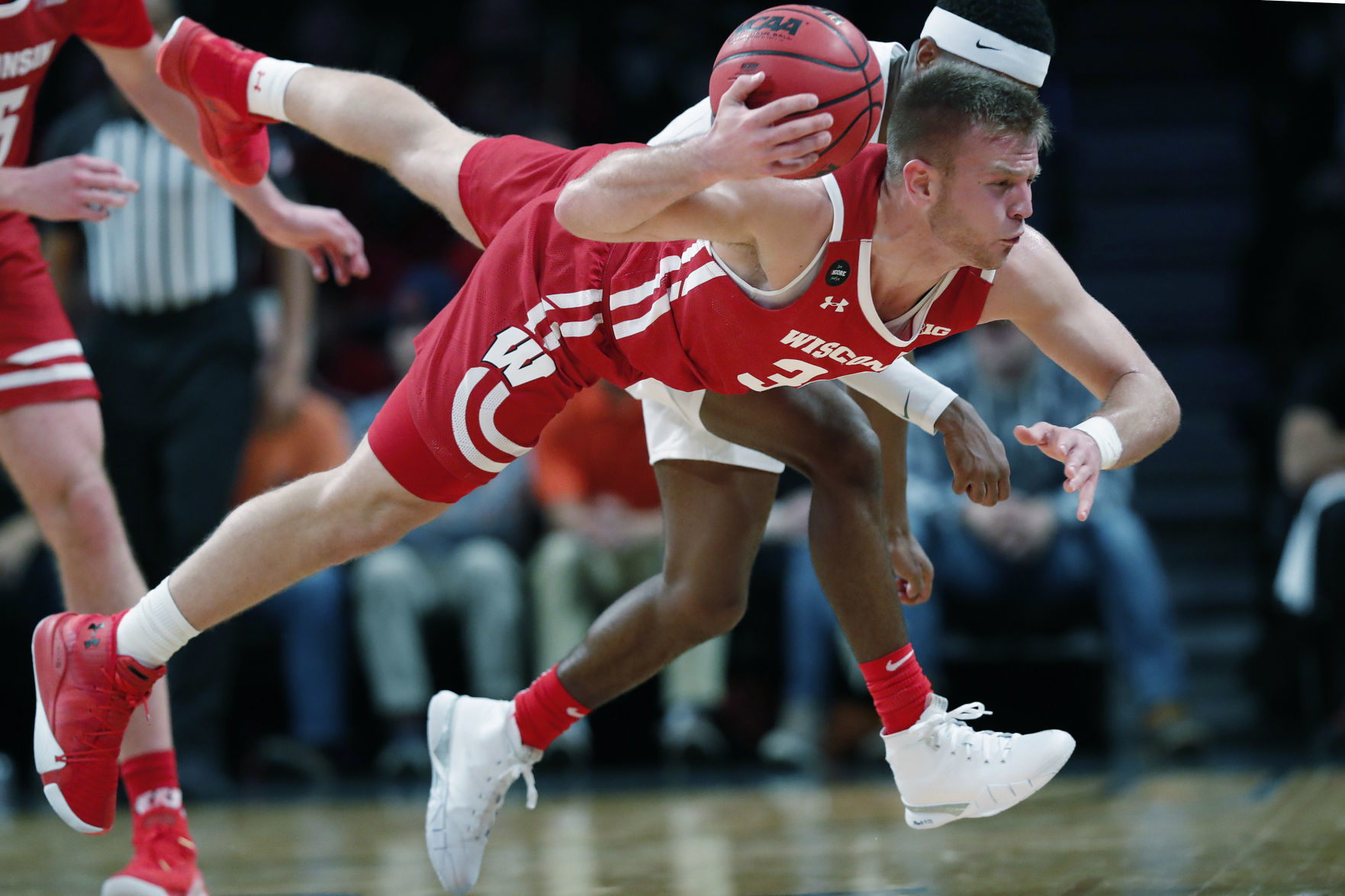 Spiders 62, Badgers 52